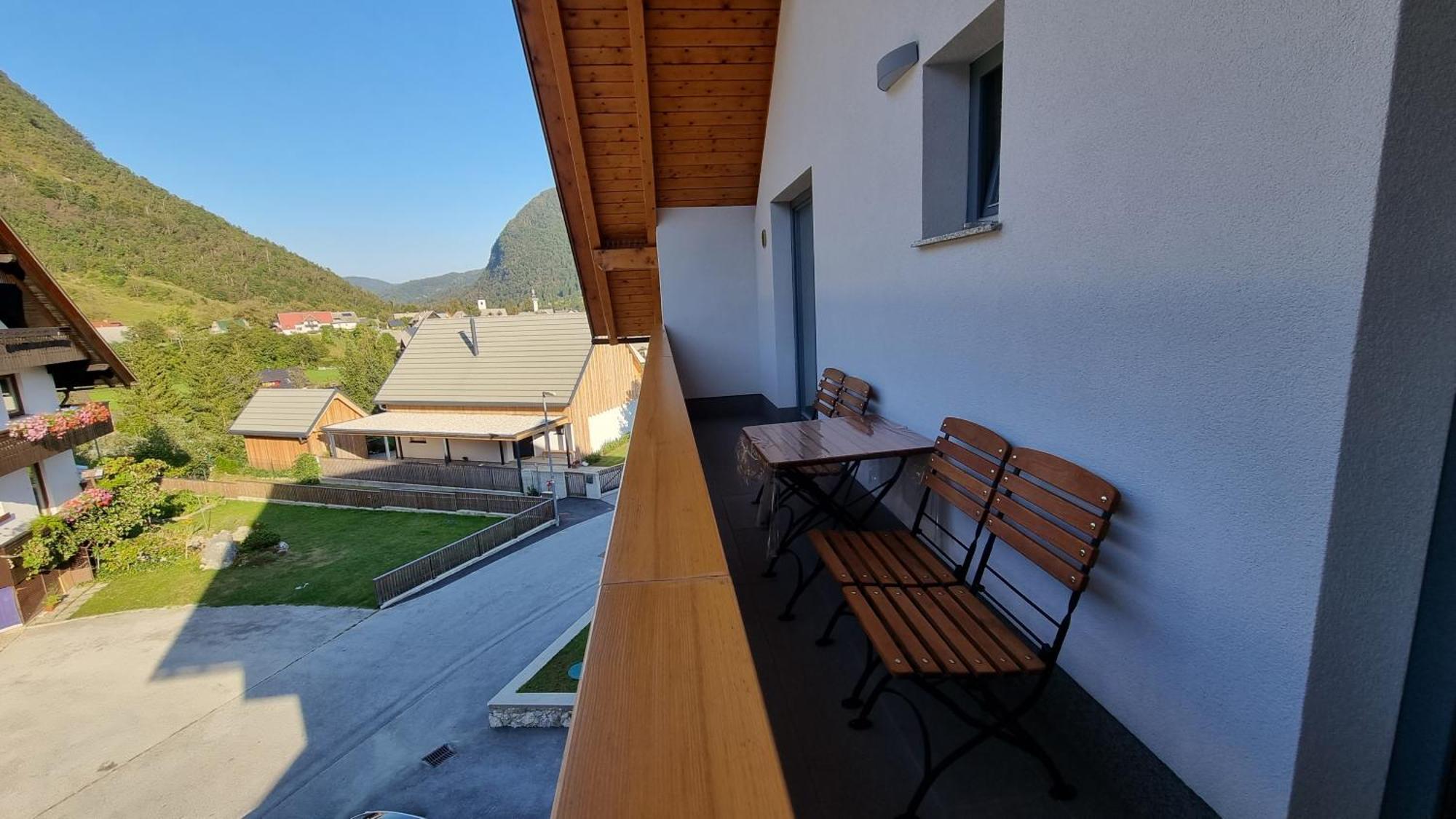 Apartments Vila Darja Bohinj Luaran gambar